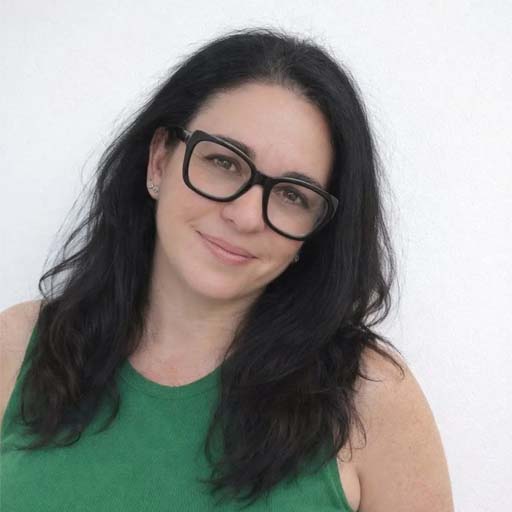 אורלי גולן מעצבת אופנה